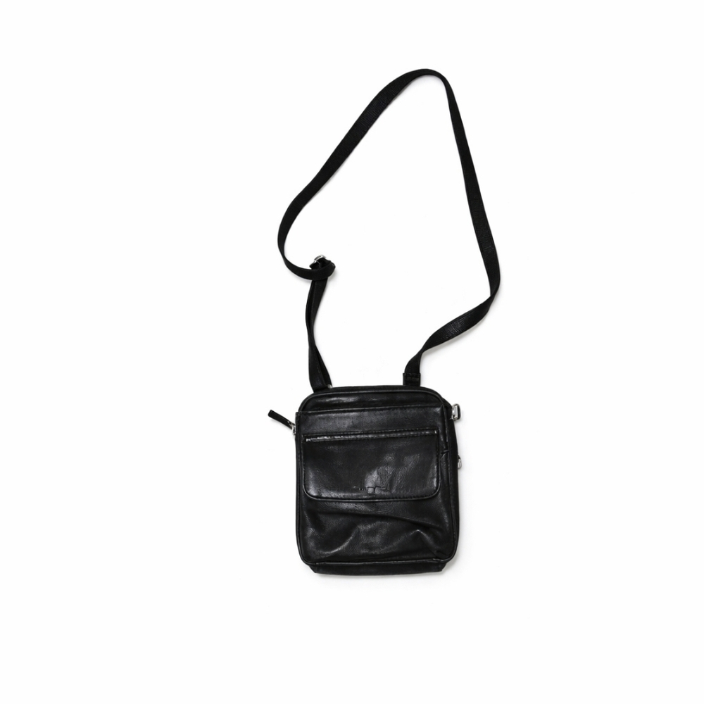 Fossil Black Leather Crossbody Bag Adjustable Strap Multi Zip - Picture 1 of 7